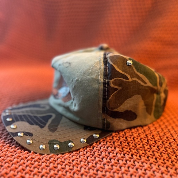 Vintage studded camo hat -one of a kind custom piece- - Picture 5 of 6